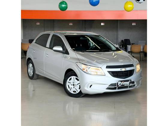 CHEVROLET ONIX 1.0 MPFI JOY 8V FLEX 4P MANUAL CHEVROLET ONIX 1.0 MPFI JOY 8V FLEX 4P MANUAL